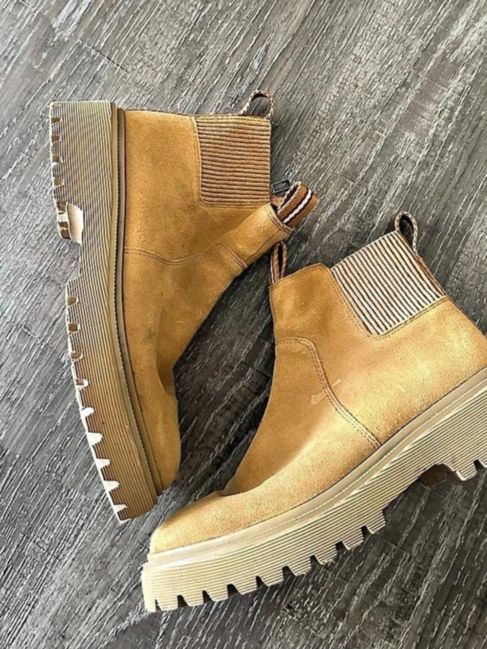 Madewell The Henry Lugsole Boot in Suede Brown 7.5